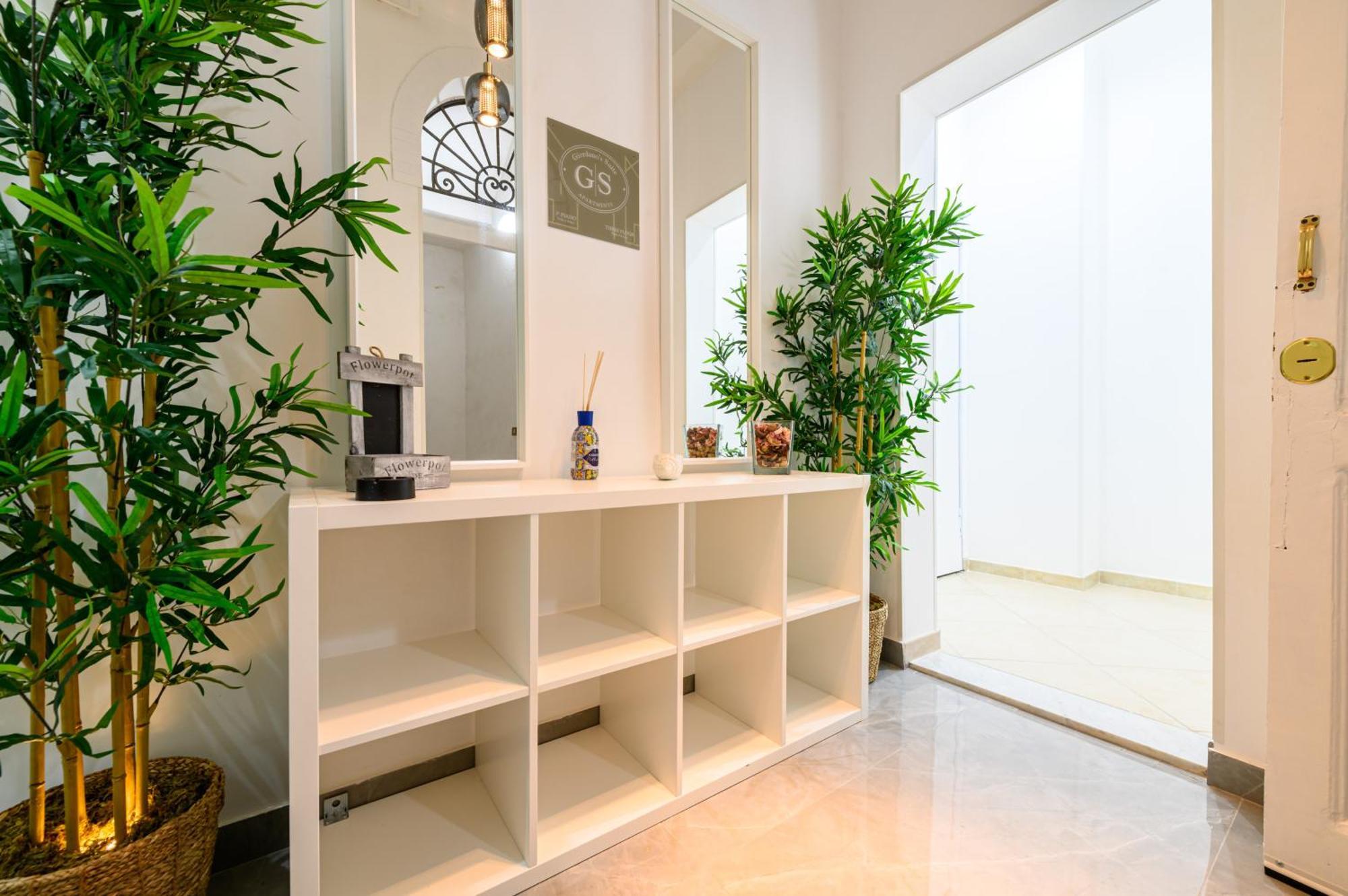 Giordano Suite Center Naples Exterior photo