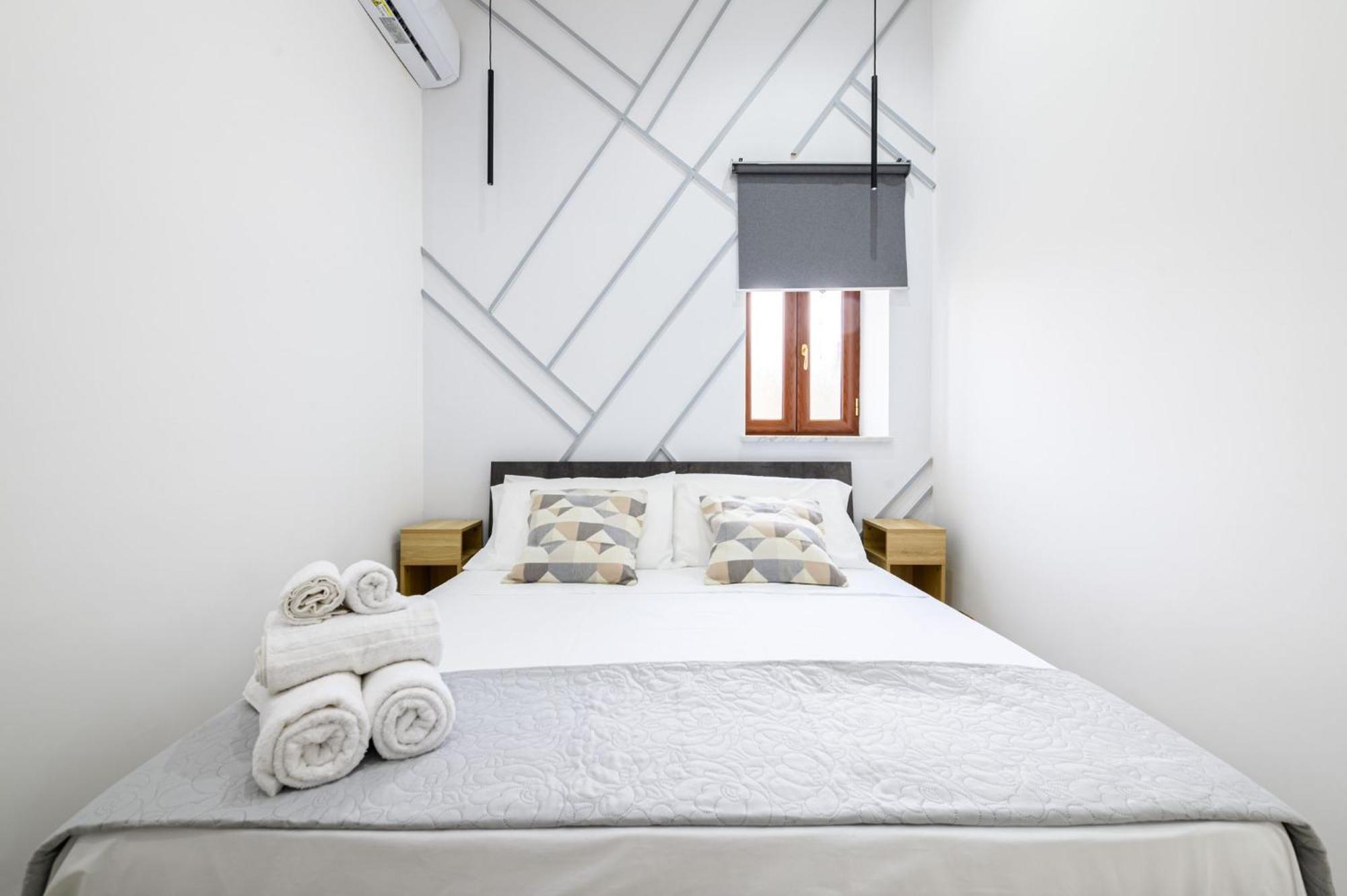 Giordano Suite Center Naples Exterior photo