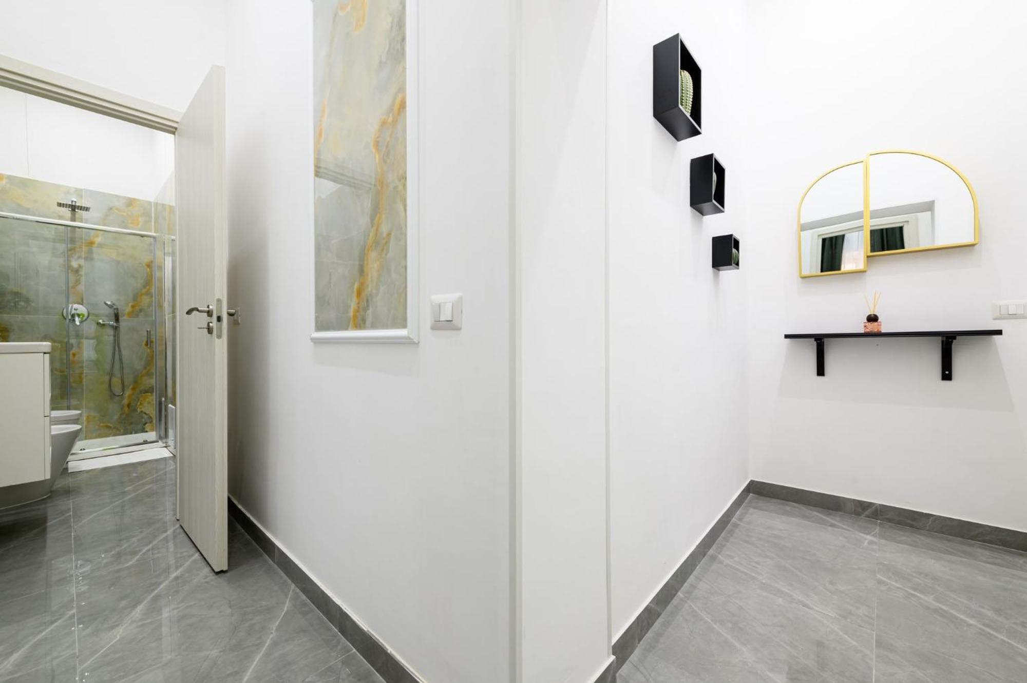 Giordano Suite Center Naples Exterior photo