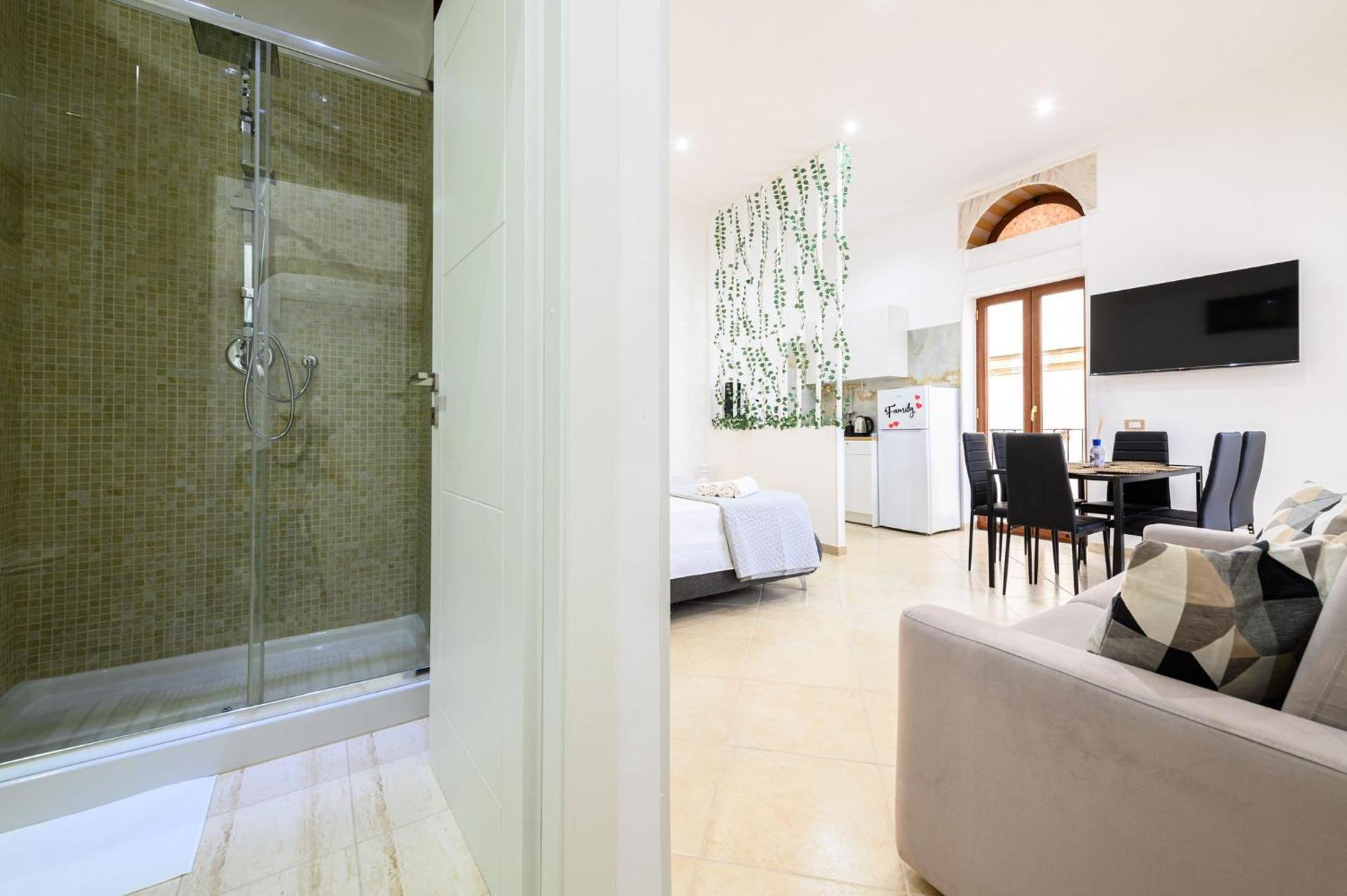 Giordano Suite Center Naples Exterior photo